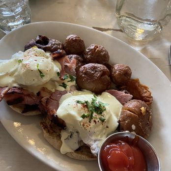 Oddfellows Cafe & Bar - Breakfast & Brunch Near Me - Seattle, Washington Oddfellows Cafe & Bar - Breakfast & Brunch Near Me - Seattle, Washington