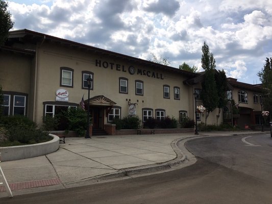 Hotel McCall by null