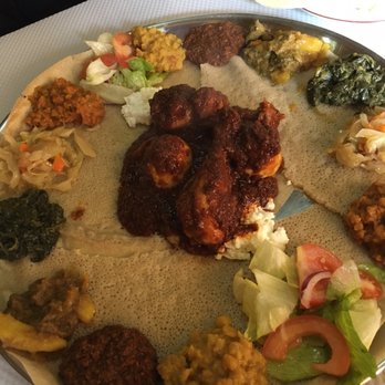 Ethiopia - Plat typique pour deux - Ethiopian Near Me - Paris, 75