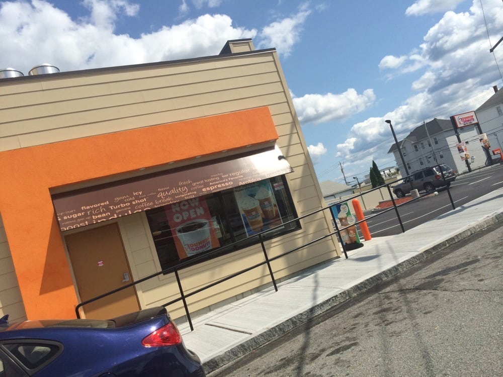 DUNKIN’ Updated October 2024 11 Reviews 540 Brayton Ave, Fall River, Massachusetts