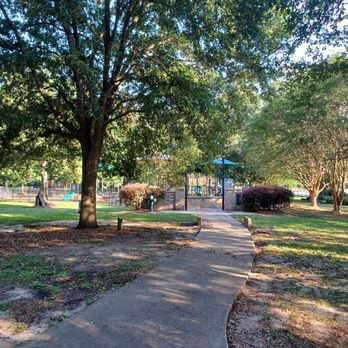 Lavretta Park - Parks Near Me - Mobile, Alabama