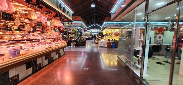 La Concepció Market by null