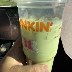 Dunkin' - Iced Matcha Latte
