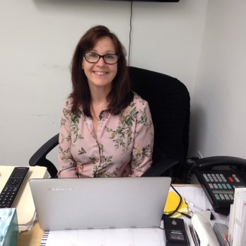 Burton Chiropractic - Our administrative manager is always happy to help. - Chiropractors Near Me - Santa Monica, California Burton Chiropractic - Our administrative manager is always happy to help. - Chiropractors Near Me - Santa Monica, California