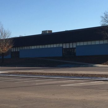 Aldrich Arena - Outside - Skating Rinks Near Me - Maplewood, Minnesota Aldrich Arena - Outside - Skating Rinks Near Me - Maplewood, Minnesota