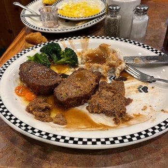 Black Bear Diner - Madera - American Near Me - Madera, California Black Bear Diner - Madera - American Near Me - Madera, California
