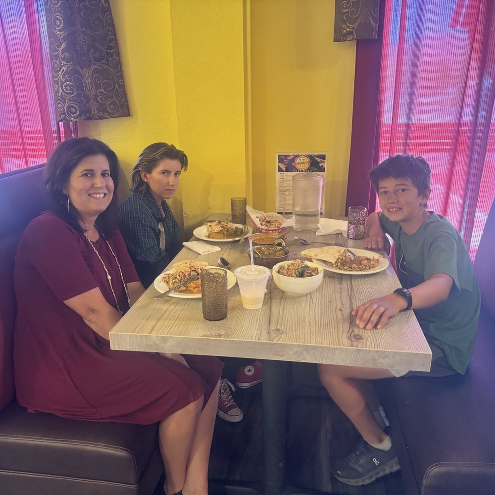 Bawarchi Indian Cuisine - Dining booth - Indian Near Me - Reno, Nevada Bawarchi Indian Cuisine - Dining booth - Indian Near Me - Reno, Nevada