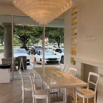 La La Land - Seating - Cafes Near Me - Plano, Texas La La Land - Seating - Cafes Near Me - Plano, Texas