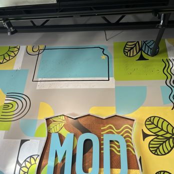 MOD Pizza - Pizza Near Me - Lenexa, Kansas
