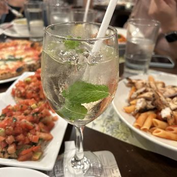 il Canale - HUGO SPRITZ - Italian Near Me - Washington, DC, District of Columbia