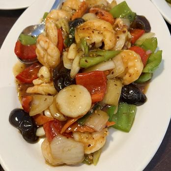 Full Moon Mandarin Cuisine - Szechuan Shrimp - Chinese Near Me - Monterey, California