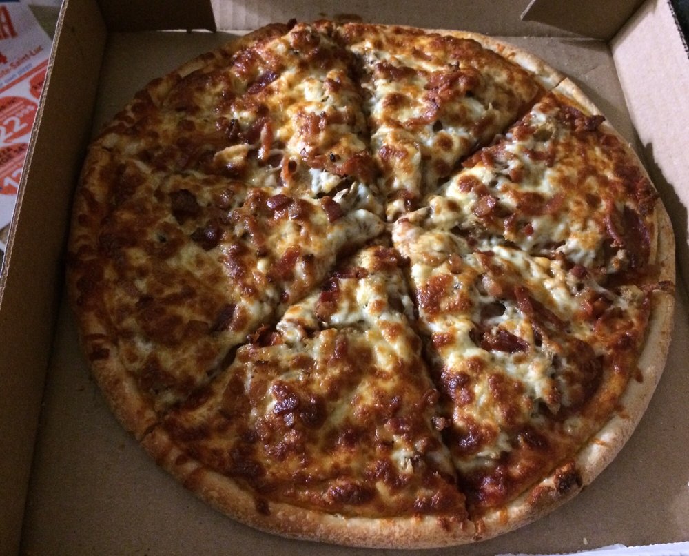 Chicago Pizza Pizza 54 Avenue Westminster N, MontréalOuest