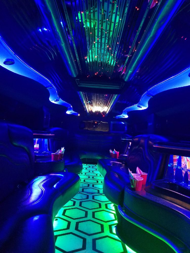 ATLAS LIMOUSINE & SEDAN Updated September 2024 180 Photos & 15