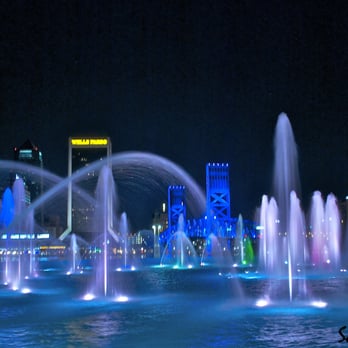 Friendship Fountain - ©Scott Photography - Landmarks & Historical Buildings Near Me - Jacksonville, Florida