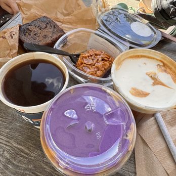 Dash Coffee Bar - Ube Foam Latte Iced Americano Einspanner Banana bread Ube brownie - Coffee & Tea Near Me - Pasadena, California