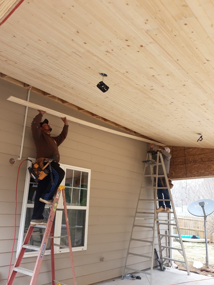 Slide of Molina Construction