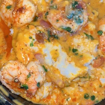 Mi Casa Su Cafe - Shrimp and grits - Tacos Near Me - Milwaukee, Wisconsin
