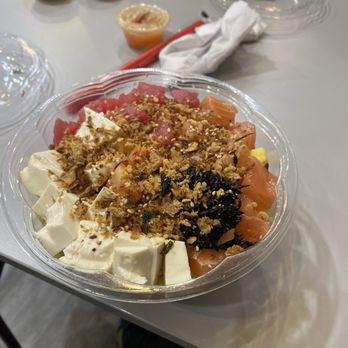 Millburn Poke Bowl - Poke bowl with tofu, salmon, and tuna. - Poke Near Me - Millburn, New Jersey Millburn Poke Bowl - Poke bowl with tofu, salmon, and tuna. - Poke Near Me - Millburn, New Jersey