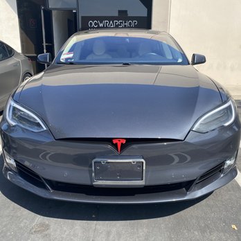 Oc Wrap Shop - Front badge painted and chrome delete - Vehicle Wraps Near Me - Irvine, California Oc Wrap Shop - Front badge painted and chrome delete - Vehicle Wraps Near Me - Irvine, California