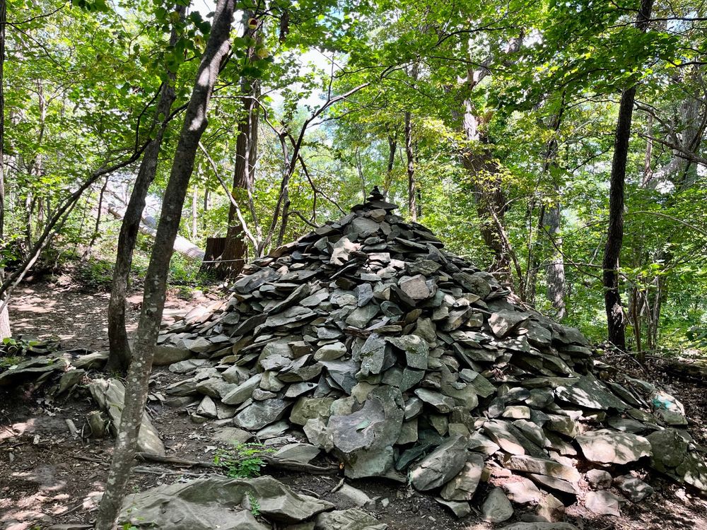 Humpback Rocks Visitor Center and Farm Museum