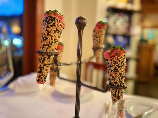 Toma Restaurant & Bar by null
