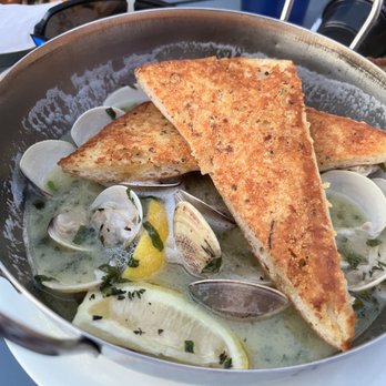 Wooly's - Delicious steamed clams. - Seafood Near Me - Pismo Beach, California
