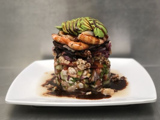 Mariscos El Muchacho Alegre by null