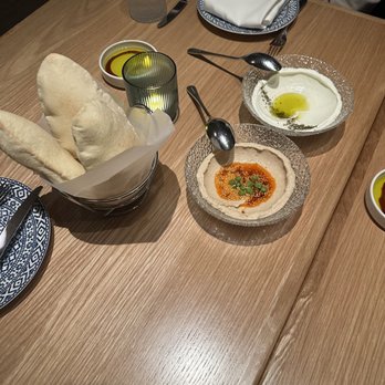 Zaytinya - LABNEH  HOMMUS - Turkish Near Me - Palo Alto, California