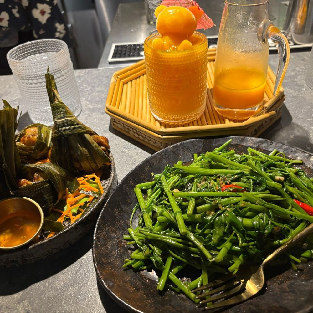 Pii Nong - Vege, chicken - Thai Near Me - Toronto, Ontario Pii Nong - Vege, chicken - Thai Near Me - Toronto, Ontario