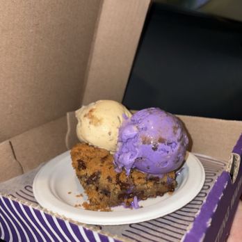 Insomnia Cookies - Desserts Near Me - Charlotte, North Carolina