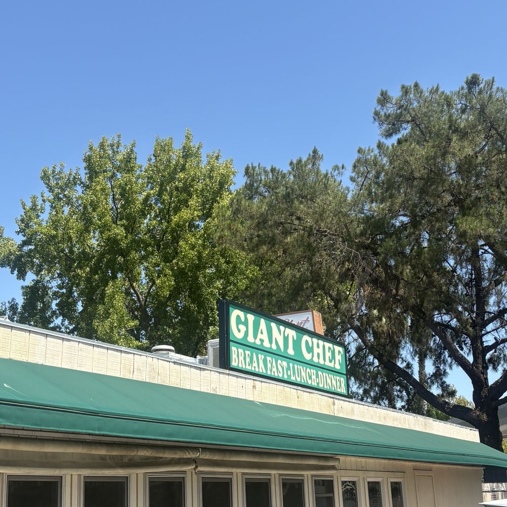 The Giant Chef - The oldest diner in Pleasant Hill - Breakfast & Brunch Near Me - Pleasant Hill, California The Giant Chef - The oldest diner in Pleasant Hill - Breakfast & Brunch Near Me - Pleasant Hill, California