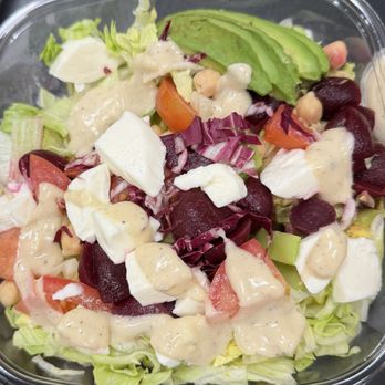 Carrera Cafe - The very best and very fresh chopped Melrose salad - Cafes Near Me - Los Angeles, California