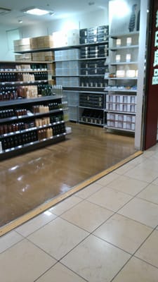 無印良品 ソラリアプラザ 天神ソラリア店 Closed Shopping 中央区天神2丁目2 43 福岡市 福岡県 Japan Phone Number Yelp