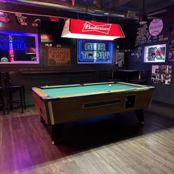 The Sportsman's Bar - Pool table