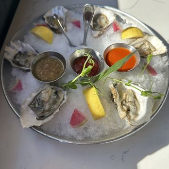 Shorebird - Regular oysters - Breakfast & Brunch Near Me - Sedona, Arizona Shorebird - Regular oysters - Breakfast & Brunch Near Me - Sedona, Arizona