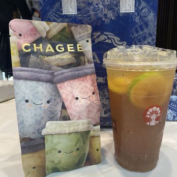 Chagee Modern Teahouse - Oolong lemon tea - Coffee & Tea Near Me - Brea, California
