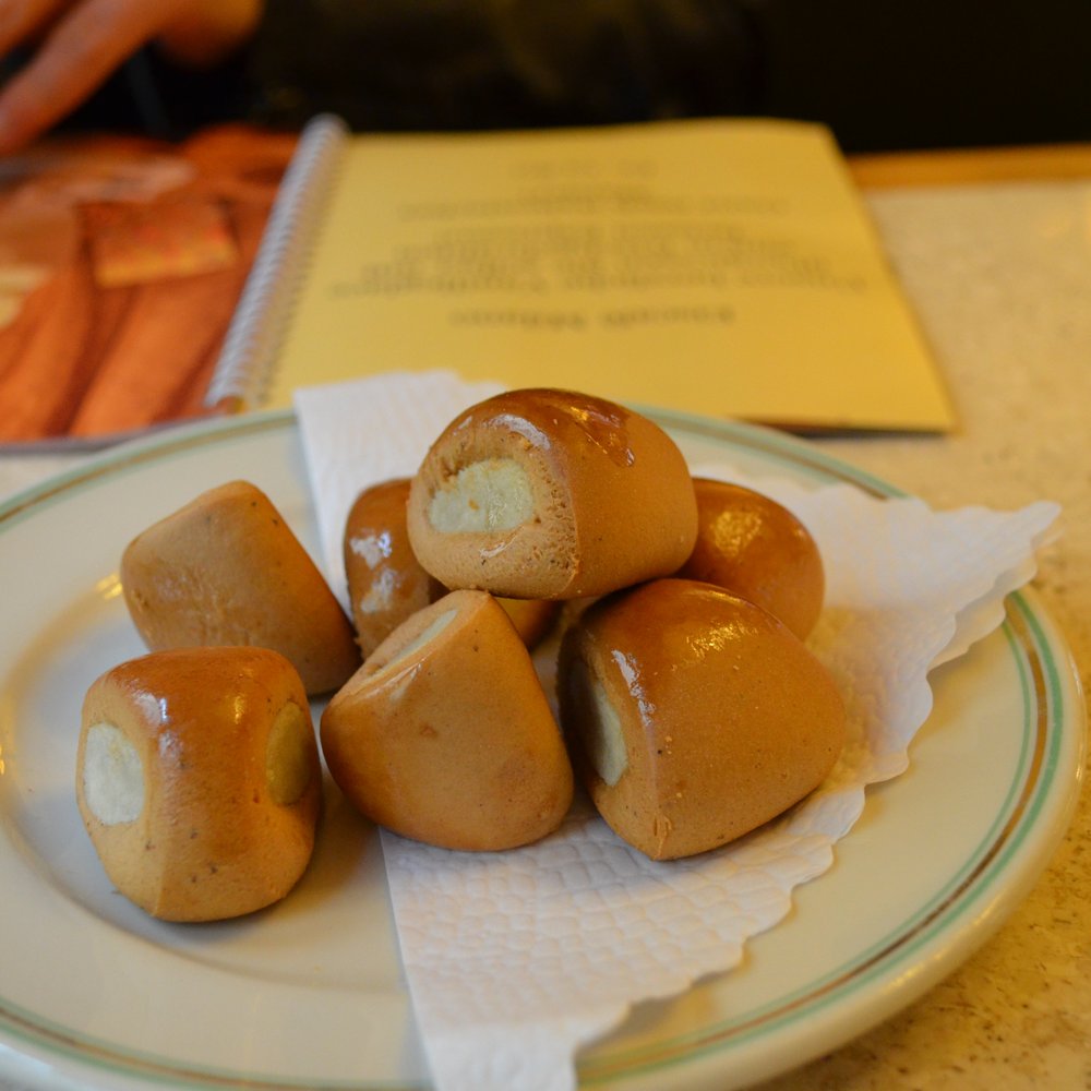 Confiserie Schiesser - biberli!!!!!!!! - Cafes Near Me - Basel, BS Confiserie Schiesser - biberli!!!!!!!! - Cafes Near Me - Basel, BS