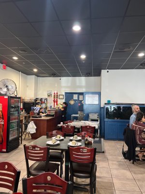 Ming’s Bistro by null