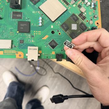 Central Florida Refurb - HDMI port repair Xbox - Mobile Phone Repair Near Me