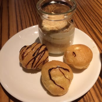MoMo Cafe - Desserts - Buffets Near Me - Hong Kong, HK