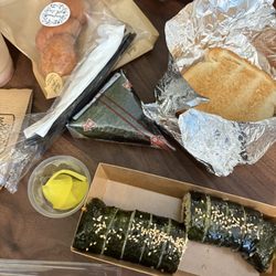 Le Cafe - Kimbap, Korean street toast, twisted donut