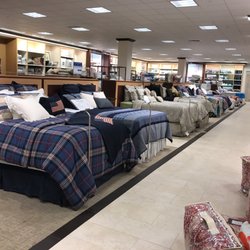 Dillard's