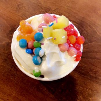Tin Roof Cafe n’ Sweets - American Near Me - Ephrata, Pennsylvania