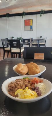 Fanah Cafe & Pastry by null