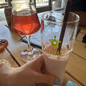 CraftHaus Arts District - Slushie and hard kombucha - Bars Near Me - Las Vegas, Nevada CraftHaus Arts District - Slushie and hard kombucha - Bars Near Me - Las Vegas, Nevada