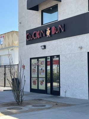 Cluckin Bun by null