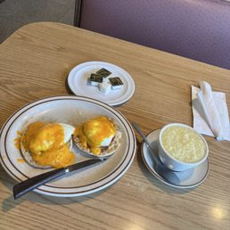 Eggs Benedict