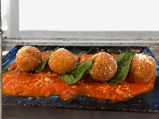 Tre Sorelle Ristorante & Pizzeria by null
