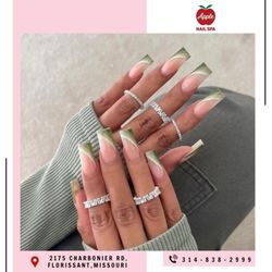 Apple Nail Spa