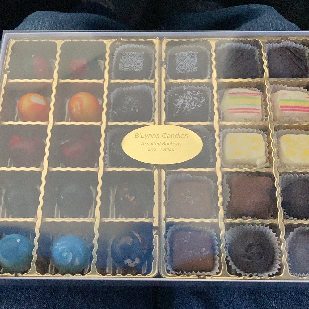 B'Lynns Candies - 30 Peice chocolate. - Candy Stores Near Me - Forest Grove, Oregon B'Lynns Candies - 30 Peice chocolate. - Candy Stores Near Me - Forest Grove, Oregon